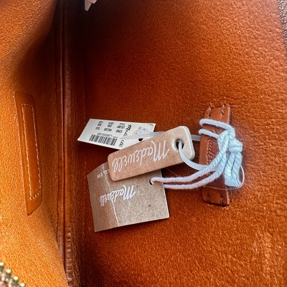 Madewell Brown Leather Crossbody Bag - Picture 8 of 10